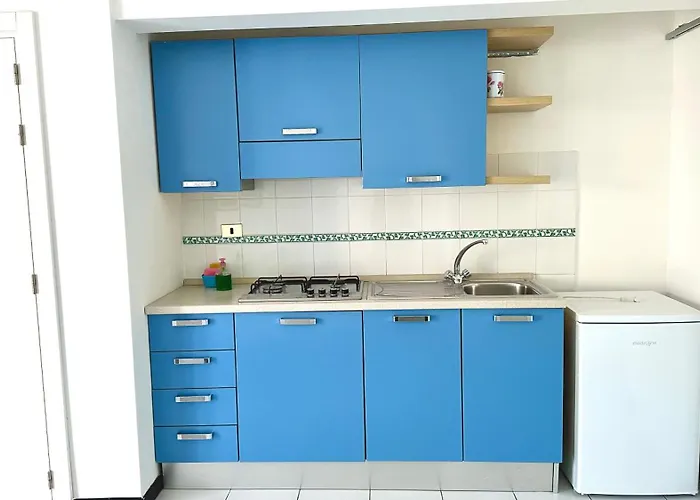 Palme 10 - Marcelli, Bilocale Con Doppio Giardino, Le Palme アパート *